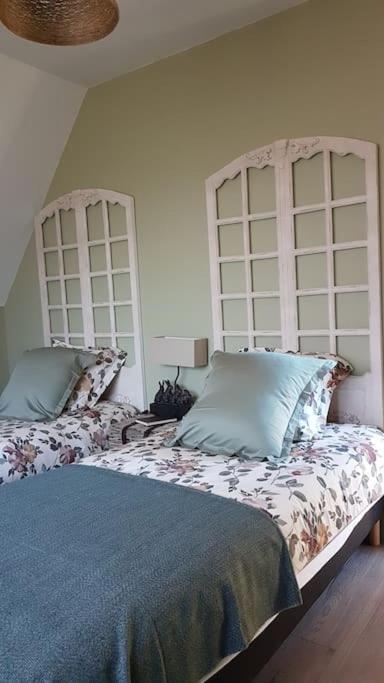 Le Pigeonnier / Gite De Charme 1 A 4 Pers 80 M² Cambrai Bagian luar foto